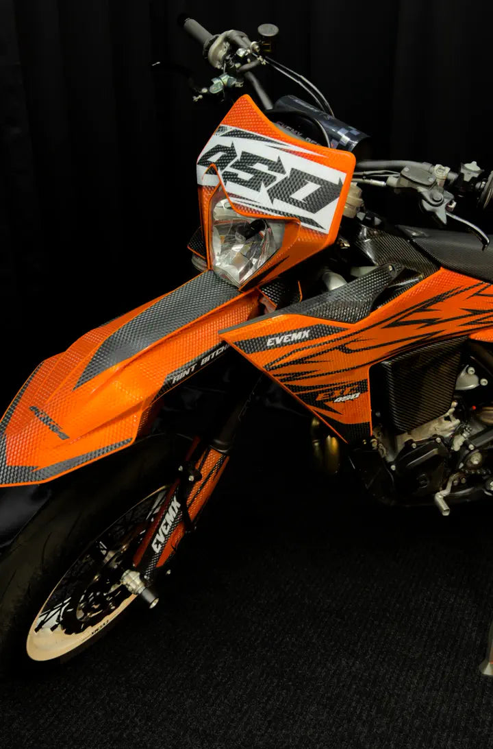Supermoto with EVEMX graphics